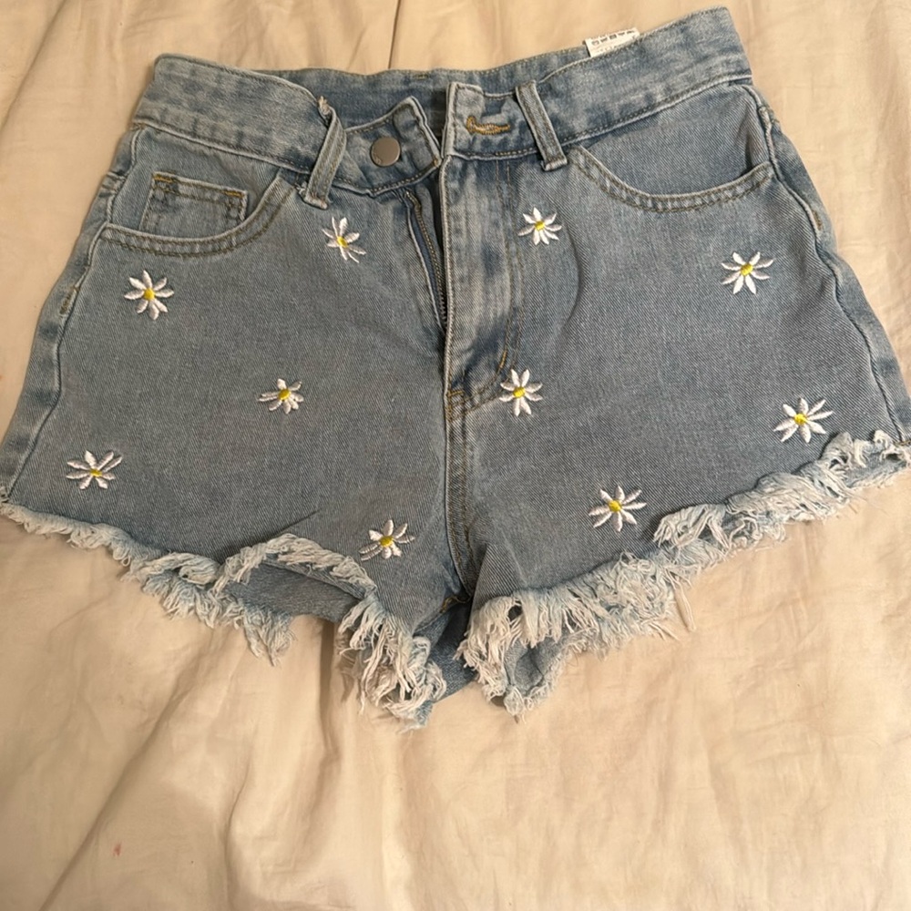 Unworn jean shorts